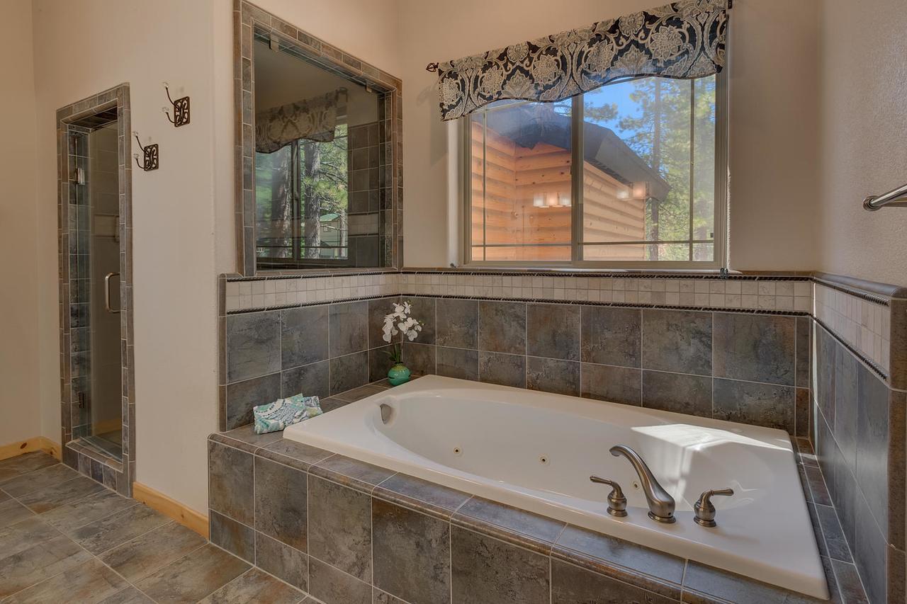 Sugar Pine Lodge - Four Bedroom Home Саут Лейк Тахо Екстериор снимка