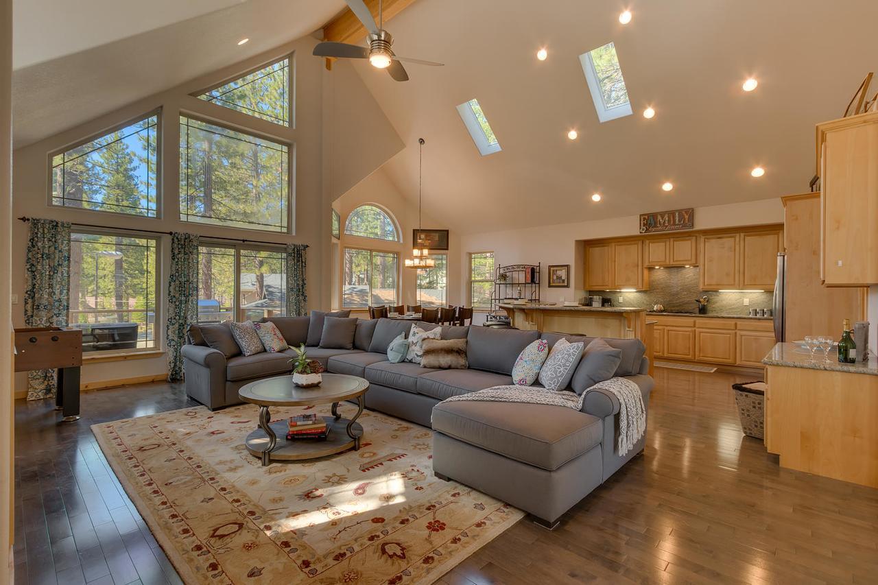 Sugar Pine Lodge - Four Bedroom Home Саут Лейк Тахо Екстериор снимка
